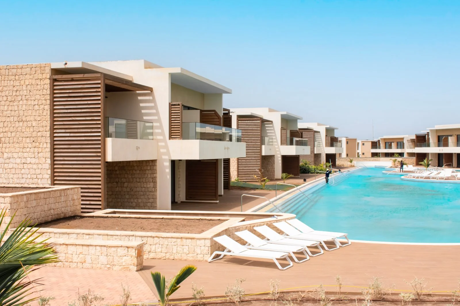 Deluxe Swim Up