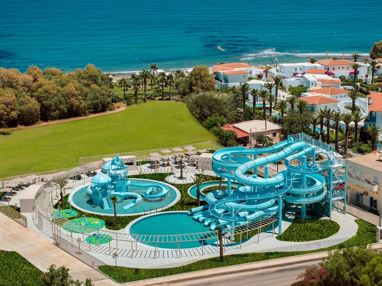 Alpiclub Aquila Rithymna Beach