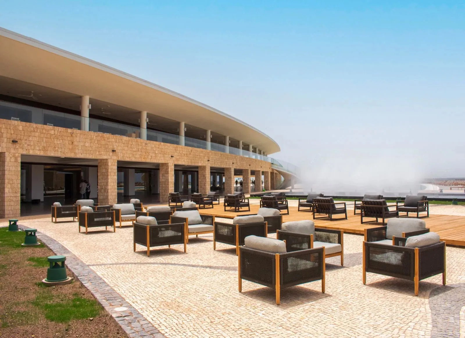 Seaclub Royal Horizon Ponta Sino